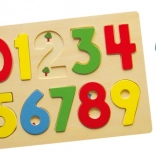 Fa kirakó számokkal 0–9